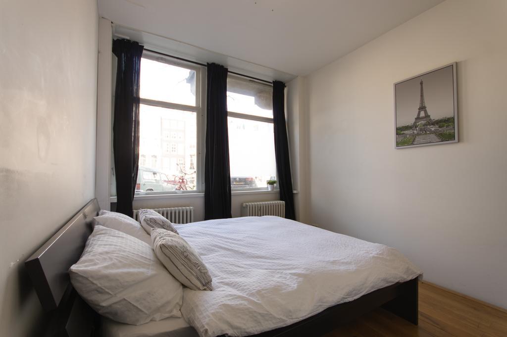 Caesars Studio Apartment Амстердам Стая снимка